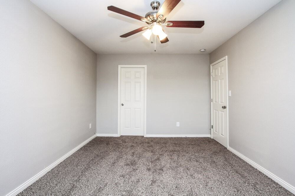 9016 Hosta Way - Photo 6 of 17