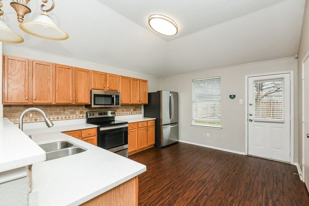 3500 Lasso Rd - Photo 7 of 16