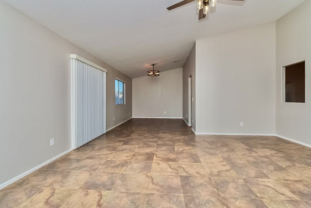 9585 E Paseo Juan Tabo - Photo 3 of 16