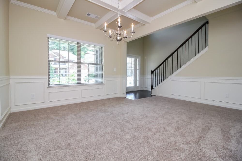 627 Ocean Ave - Photo 5 of 18