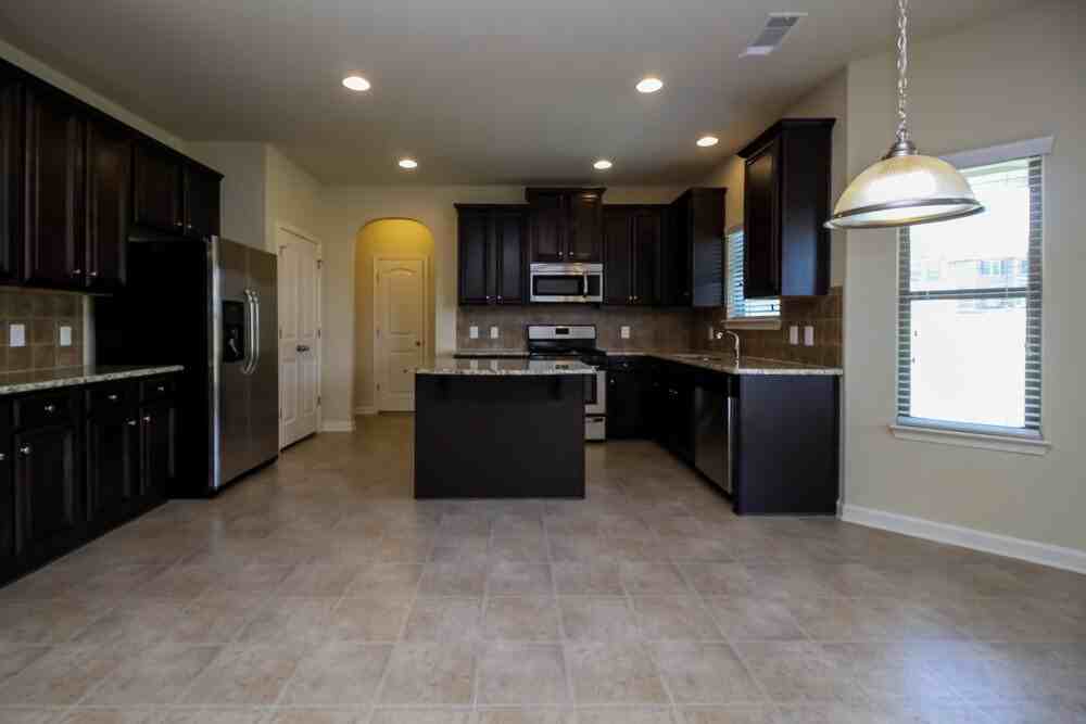 627 Ocean Ave - Photo 7 of 18