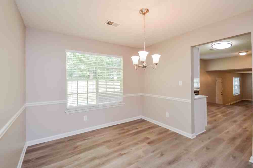 6474 Rebecca Way - Photo 6 of 17