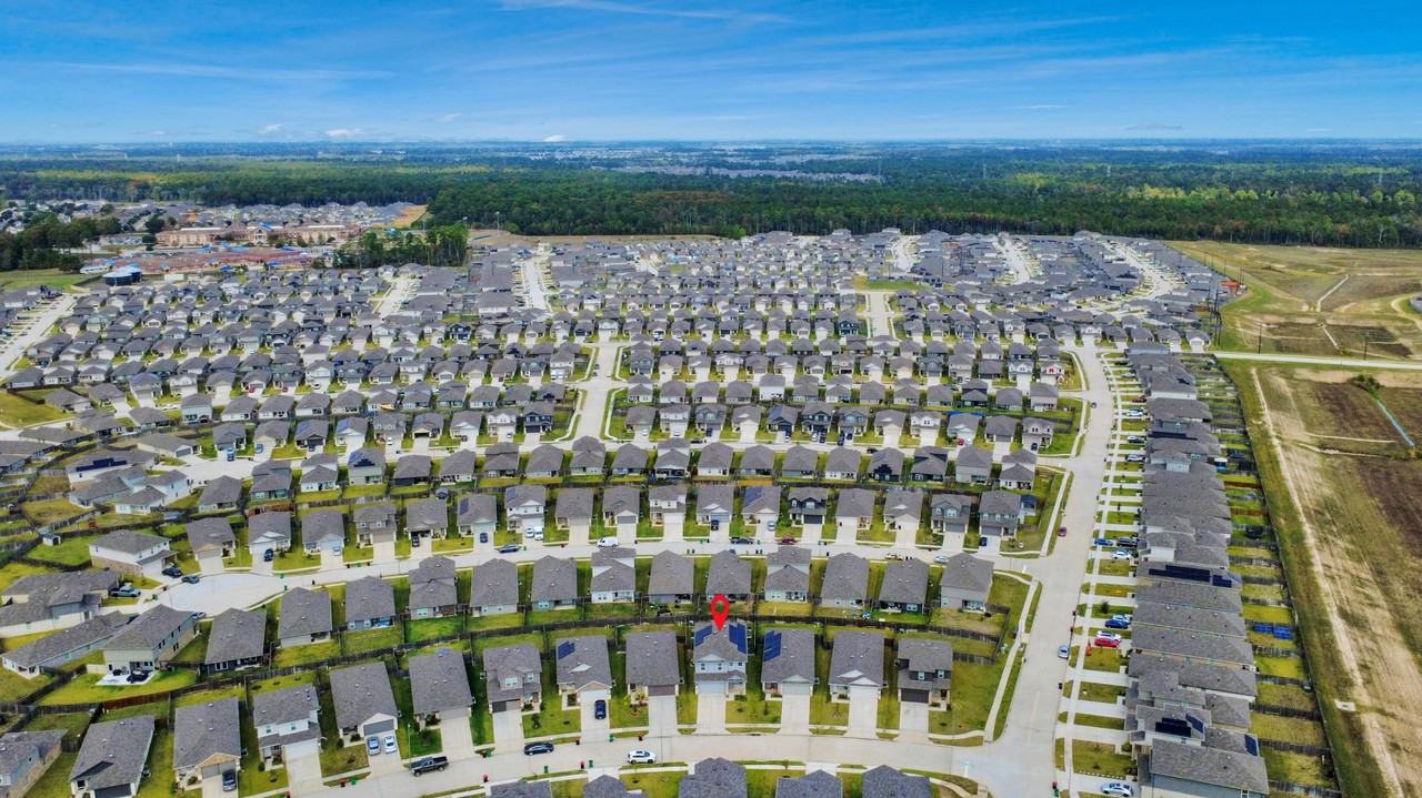 5443 Pinetree Crescent Ln #5443 - Photo 6 of 43