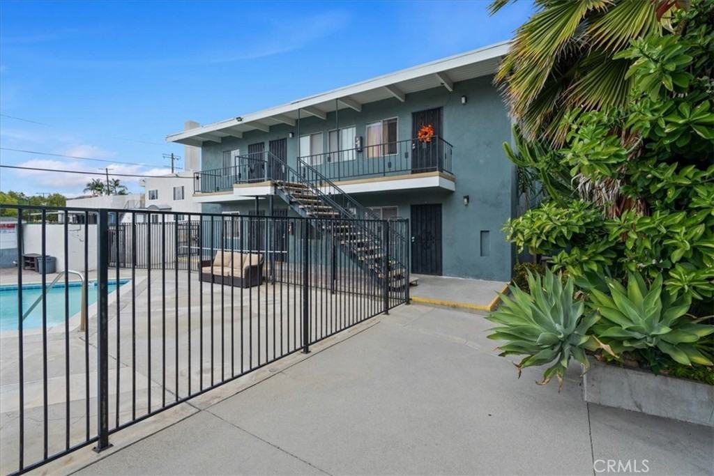 3819 Stockbridge Avenue #3819 - Photo 3 of 13