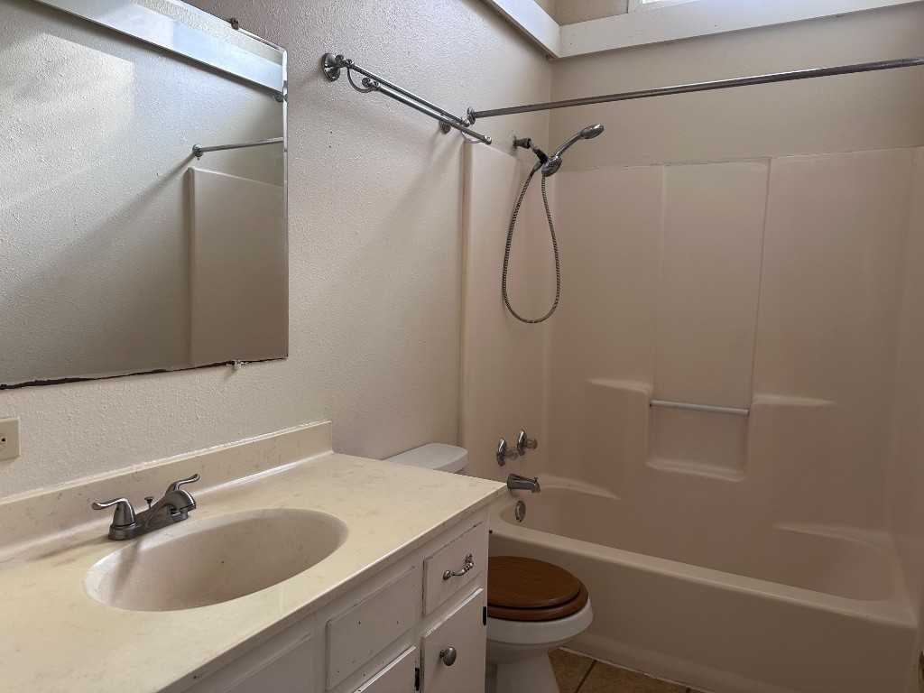 114 Thorn Road #114B