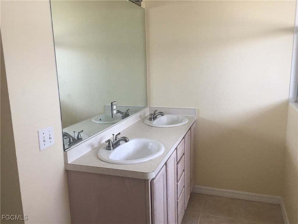 2020 Northwest Juanita Place #2020 - Photo 3 of 12