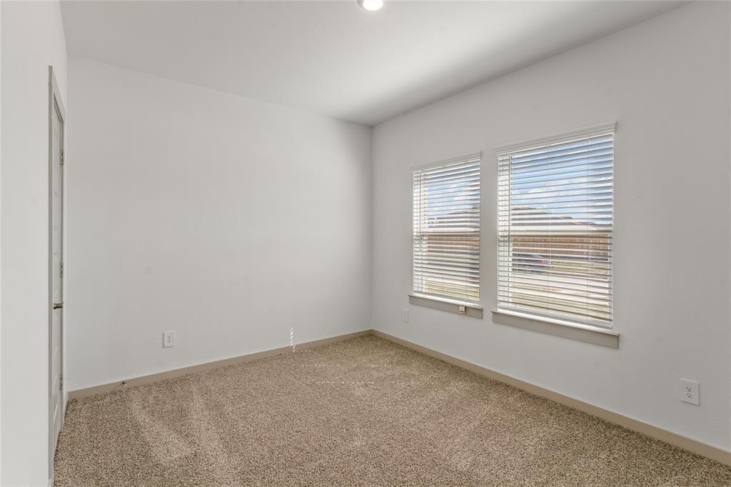 29318 Hoelzen Hollow Drive #29318 - Photo 2 of 39