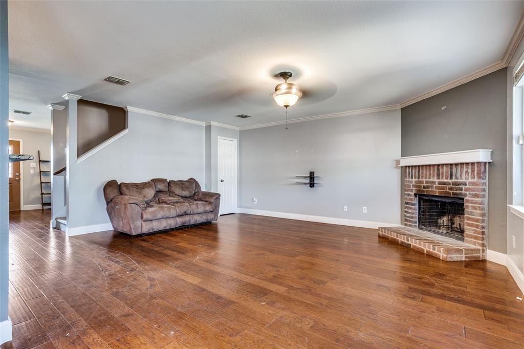 2903 Lake Vista Dr #2903 - Photo 2 of 36