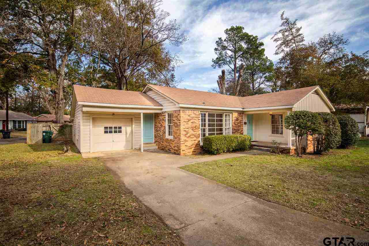 1213 W Camellia St #1213