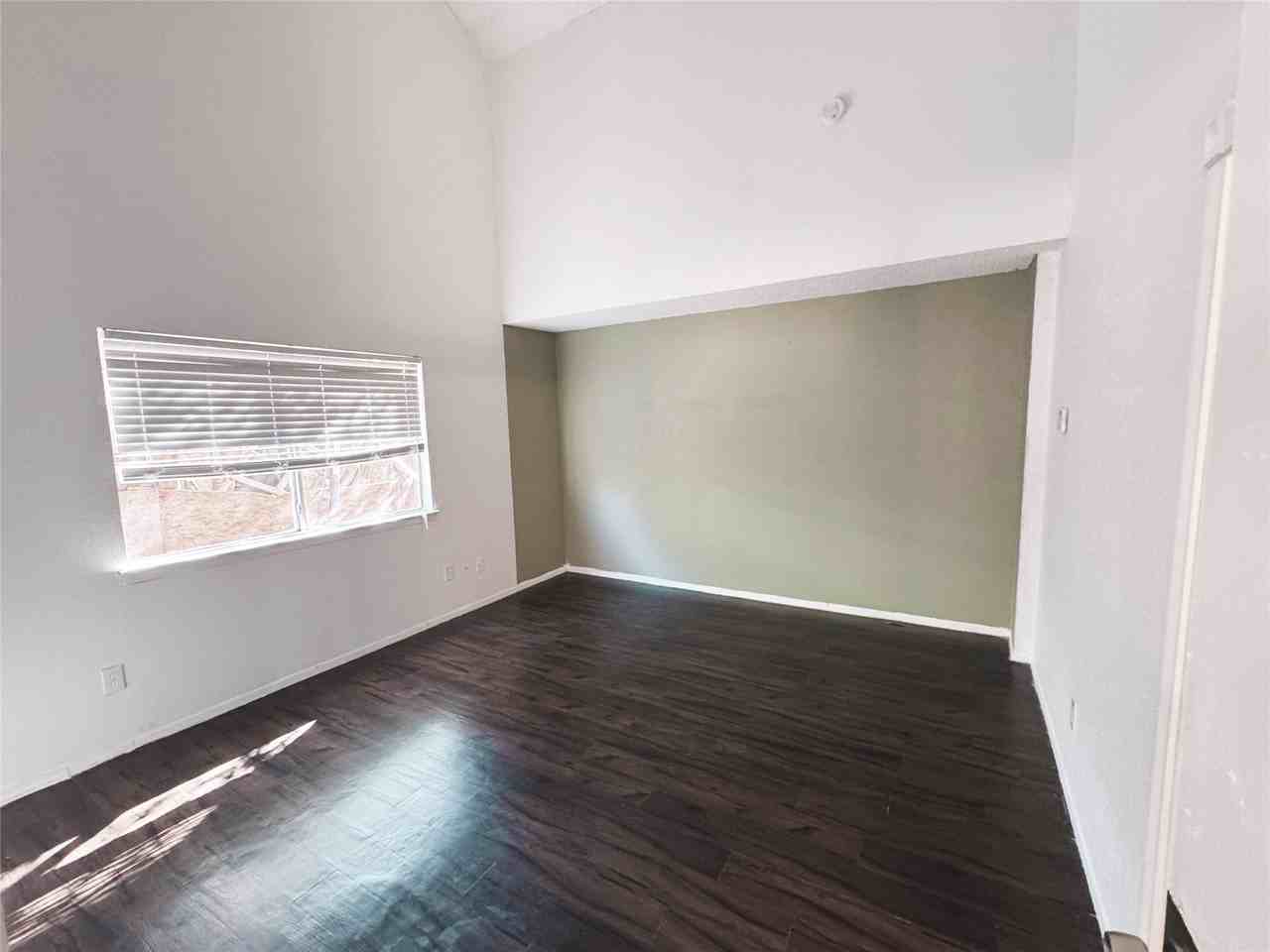 22610 Archibald Blair Ln #22610 - Photo 4 of 17