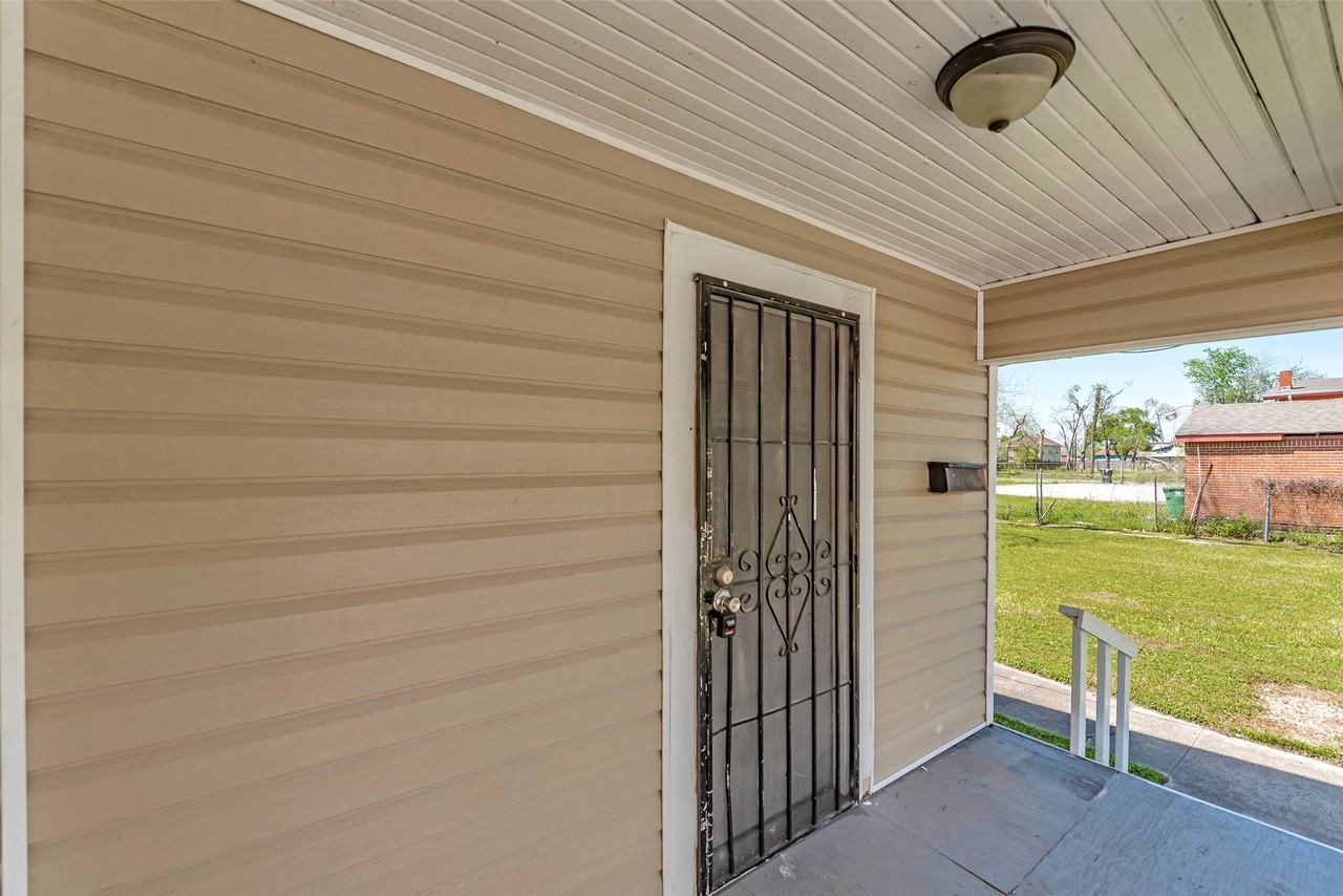 2526 Campbell Street #2526