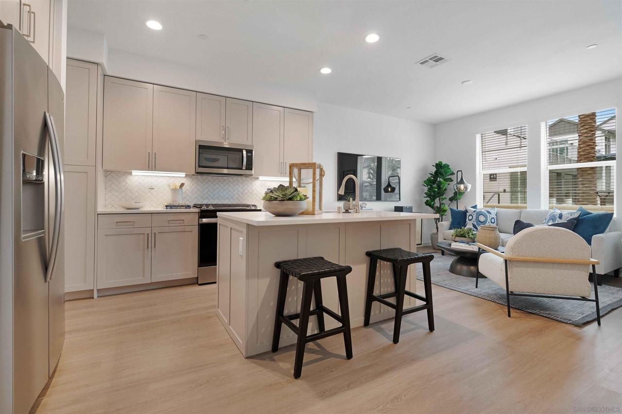 2030 Calle Trebon #2030STETH1 - Photo 6 of 12