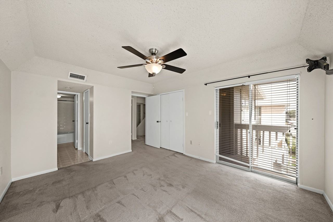 260 El Dorado Boulevard