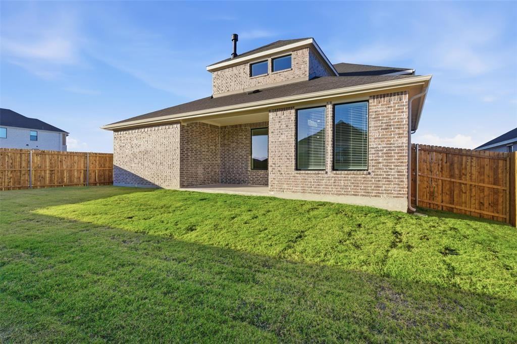 115 Sophie Drive #115 - Photo 2 of 14