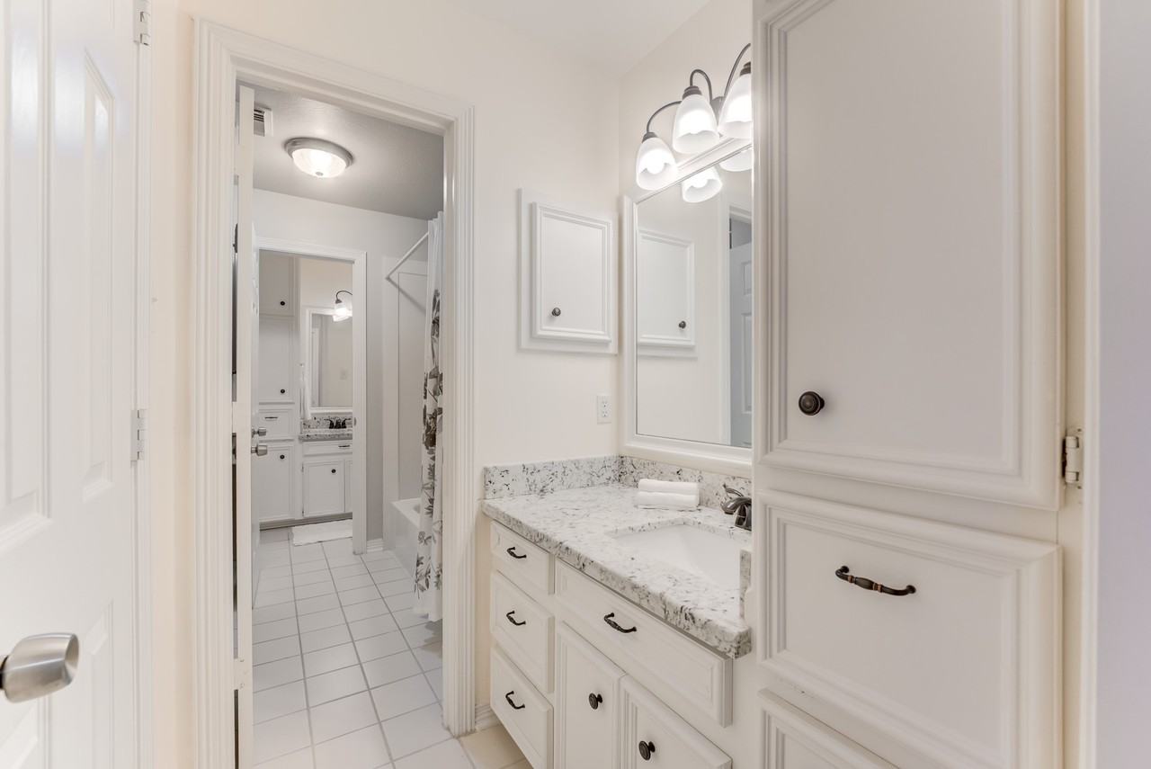 130 Capstone Circle #130