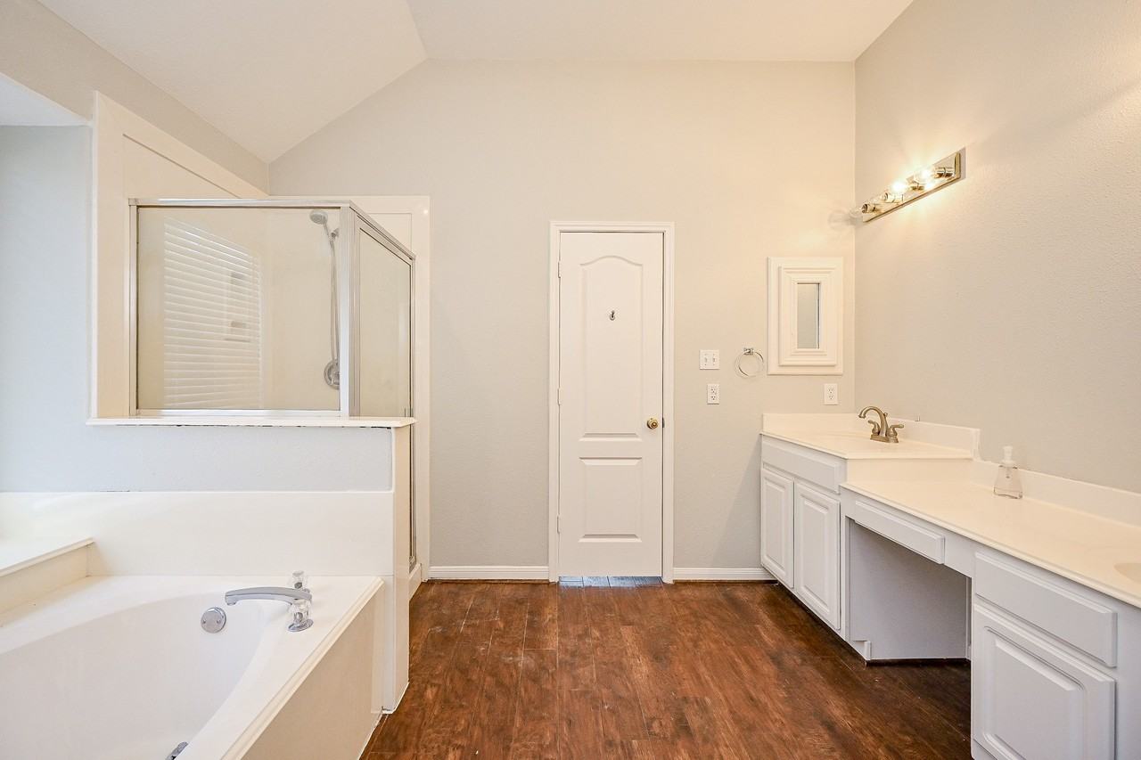 12210 Ferncrest Ct #12210 - Photo 2 of 32