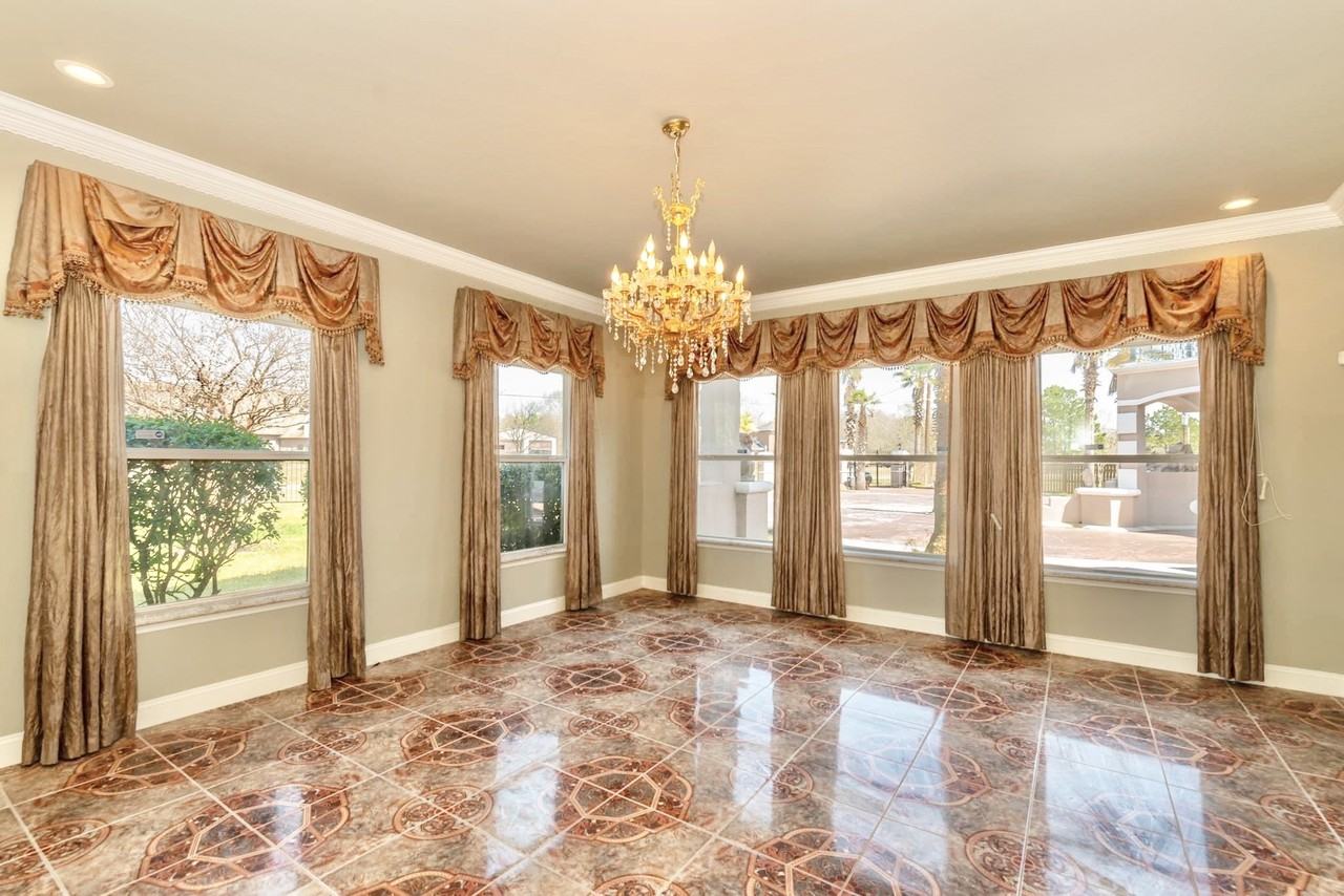 8625 Thomas Road #8625 - Photo 2 of 28