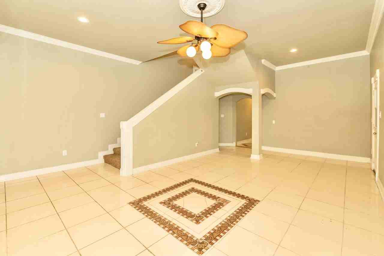 8625 Thomas Road #8625 - Photo 7 of 28