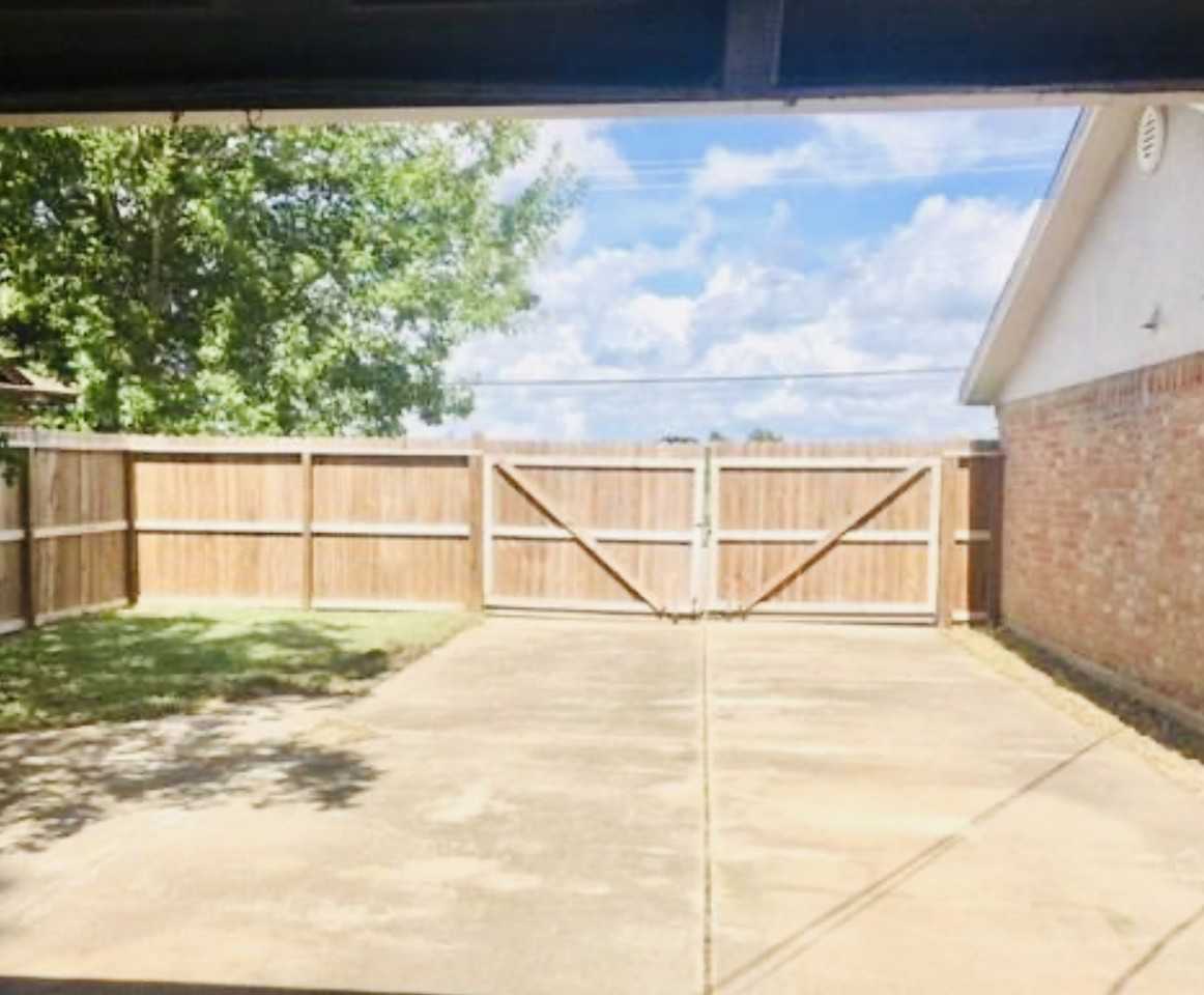 1308 Hospital Drive #1308 - Photo 5 of 11