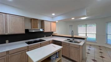 featured image of 1915 Longmeadow Drive #1915