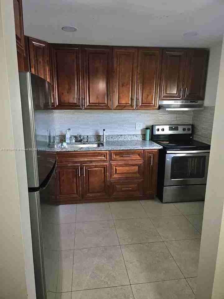 8301 Sands Point Boulevard