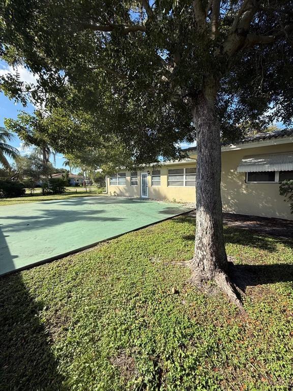 1424 Se 12th Ave #1424 - Photo 2 of 21