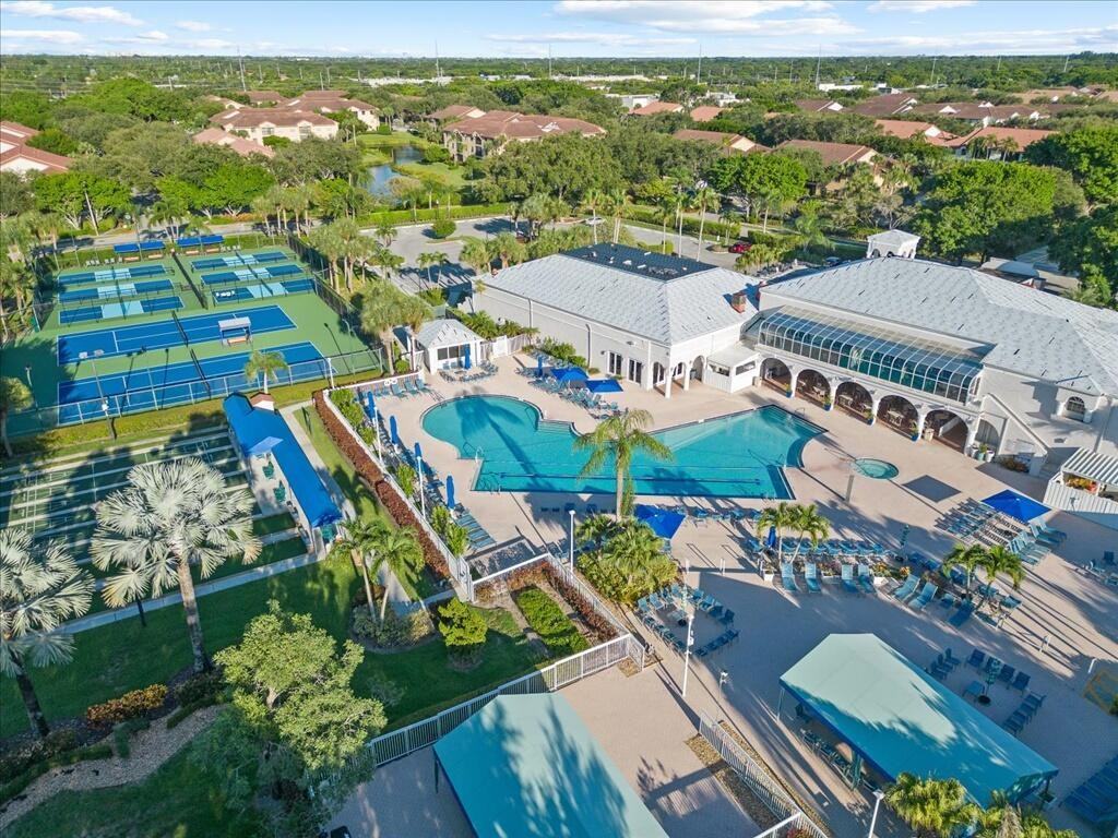 5415 Verona Drive #5415C - Photo 3 of 45