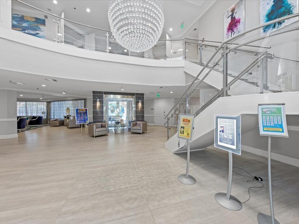 5415 Verona Drive #5415C - Photo 7 of 45