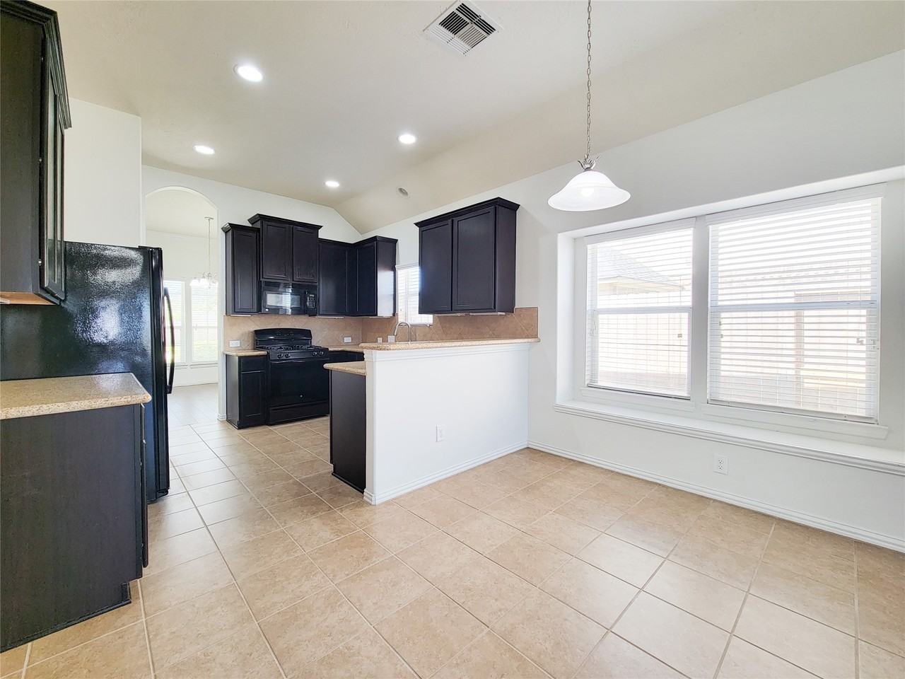 249 Harbor Bend Ln #249 - Photo 3 of 42