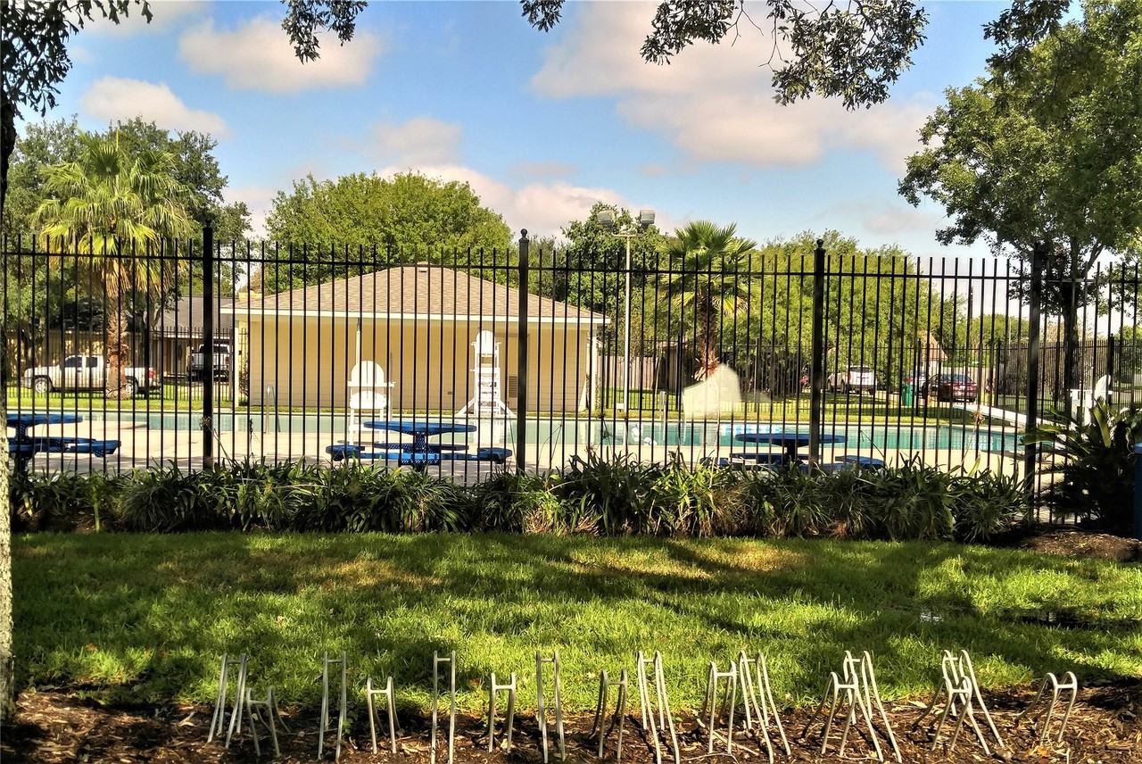 3806 Pecan Cir #3806 - Photo 5 of 15