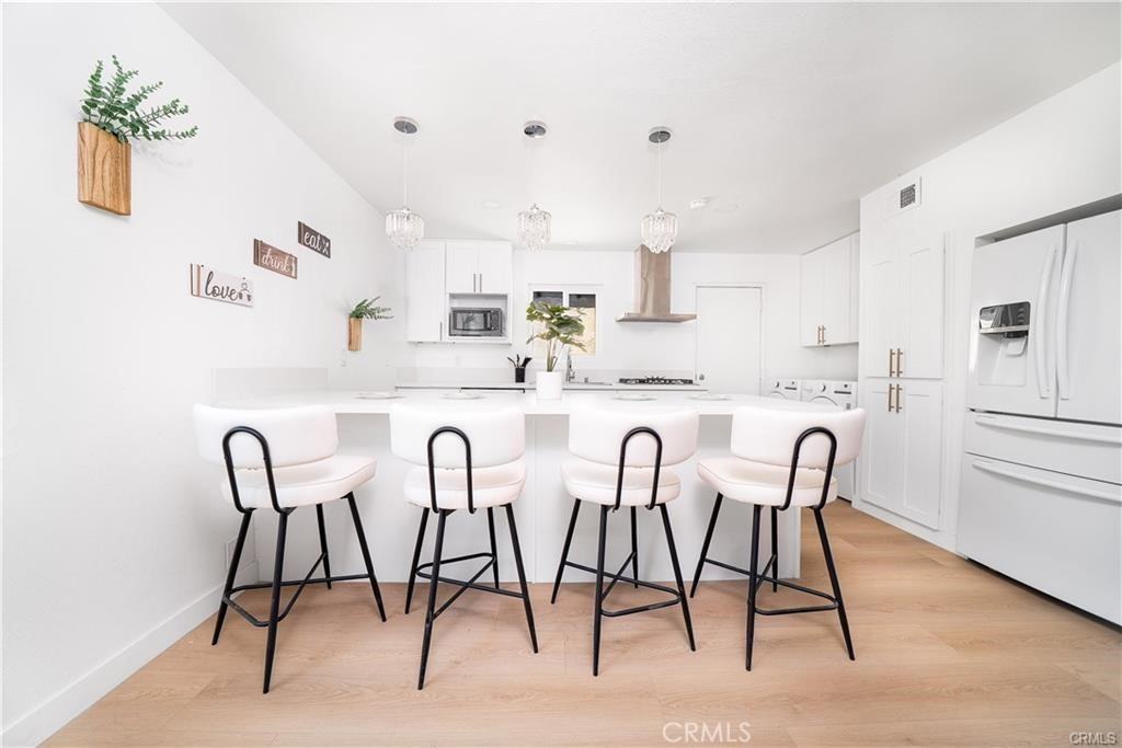 1011 West Myrtle Street #1011 - Photo 2 of 9