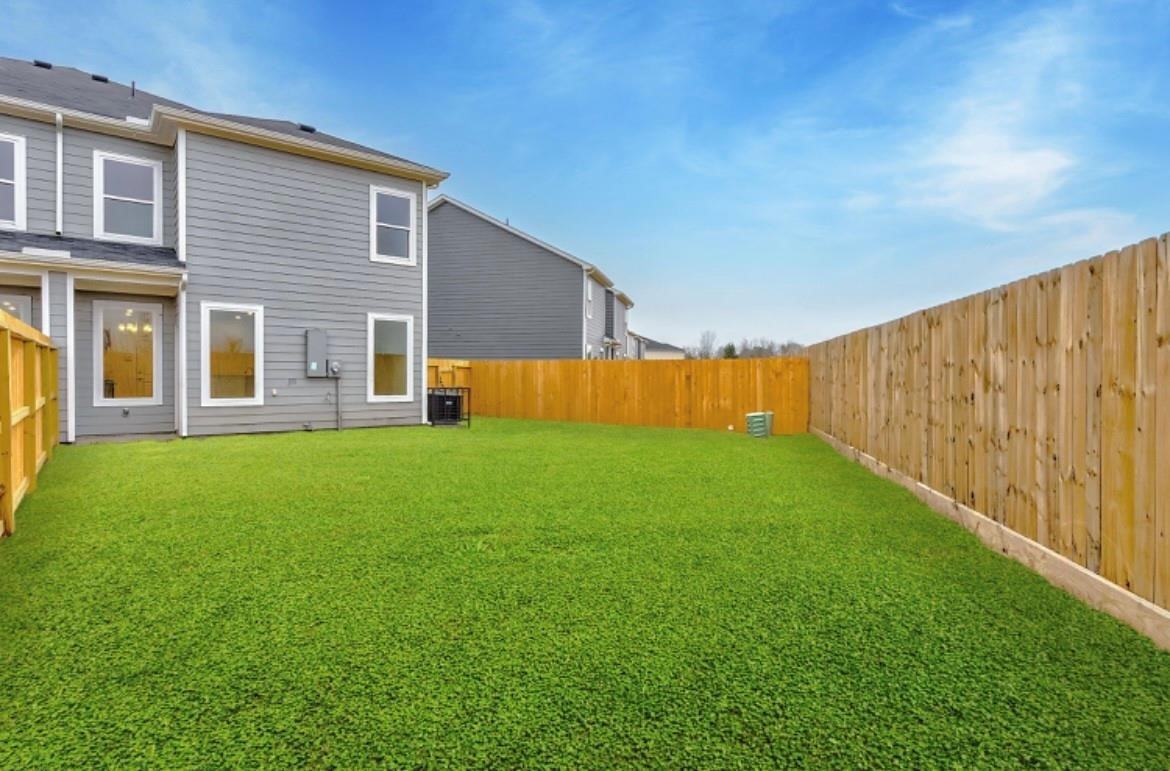 13313 Tetris Dr #13313B - Photo 4 of 19