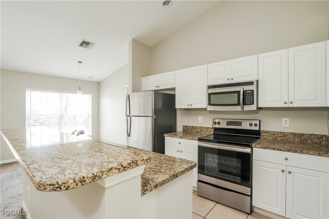 769 Gaylord Ave S #769 - Photo 7 of 16