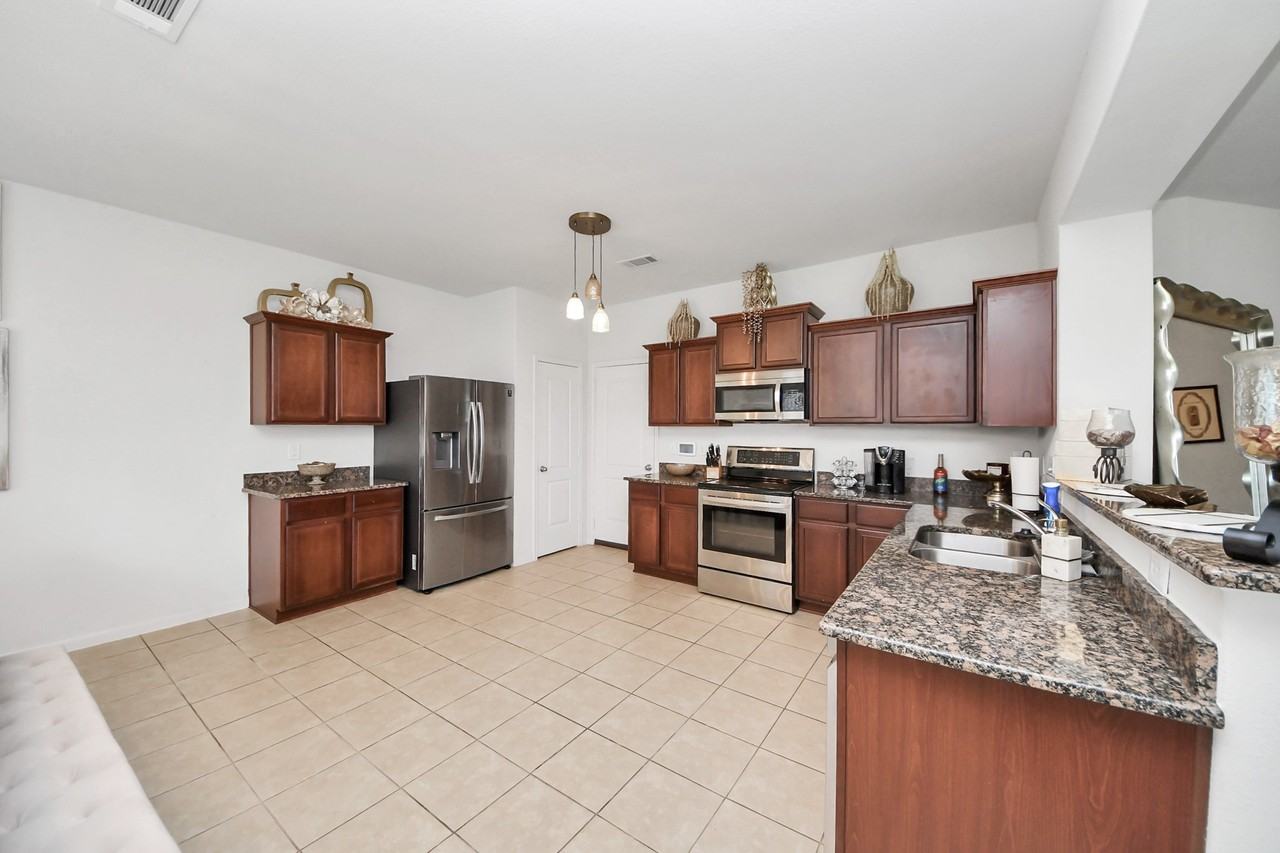 9423 Grand Spark Dr #9423 - Photo 2 of 46