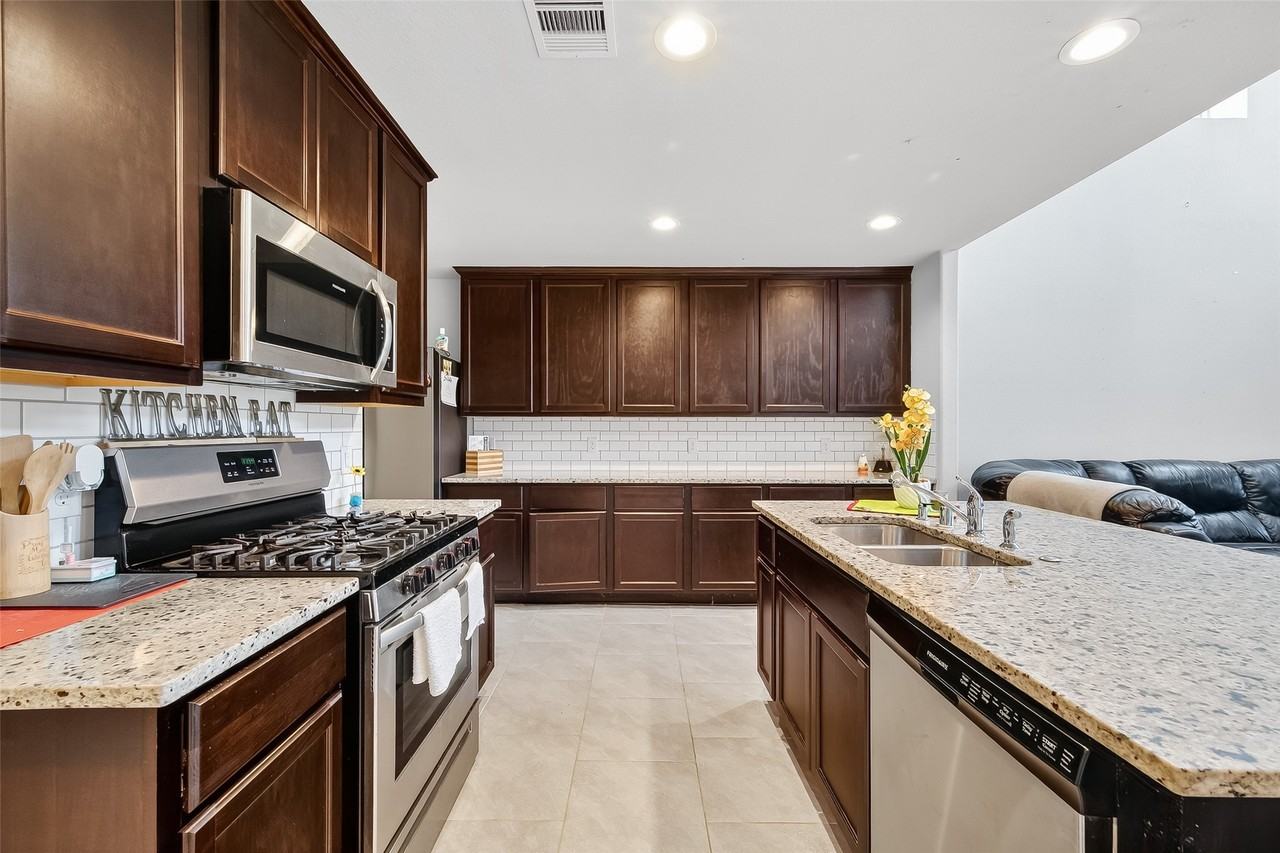 8007 Carrillon Way #8007