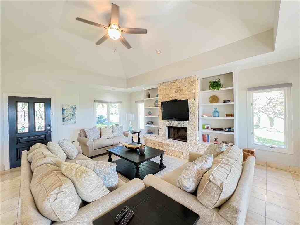 1707 Clubhouse Hill Dr #1707-5 - Photo 5 of 26