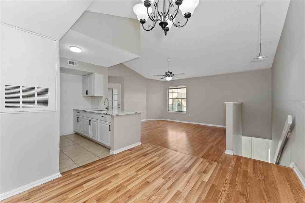 437 Fountainhead Cir