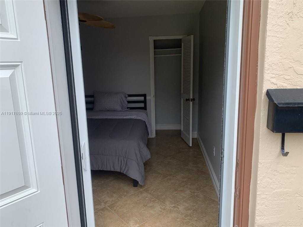 Sunset #2021A - Photo 2 of 8