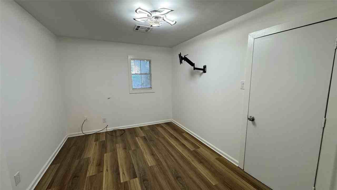 105 Clear Lake Rd #105A - Photo 2 of 7