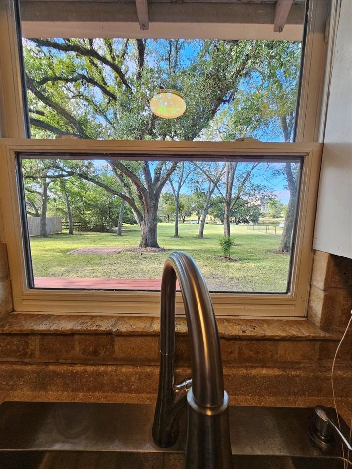 603 Landrum Ave #603 - Photo 2 of 17