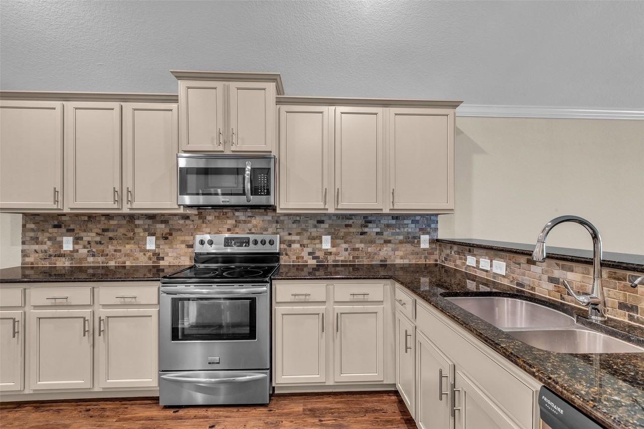 9023 South Commanche Circle #9023