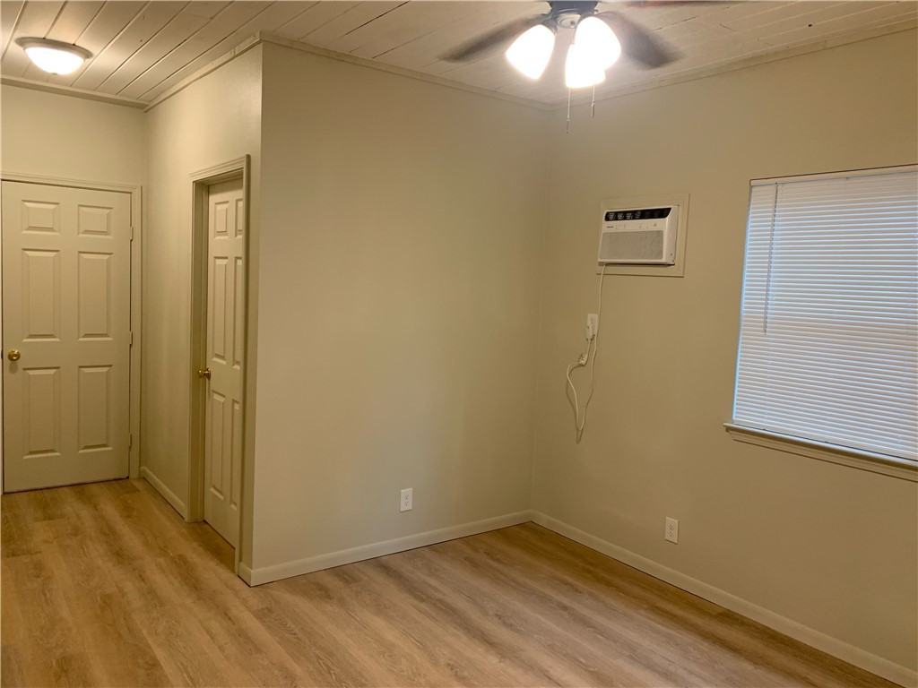 1604 Water St #1604 - Photo 7 of 12