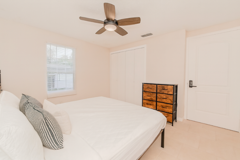 2426 South Maple Avenue - Photo 2 of 9