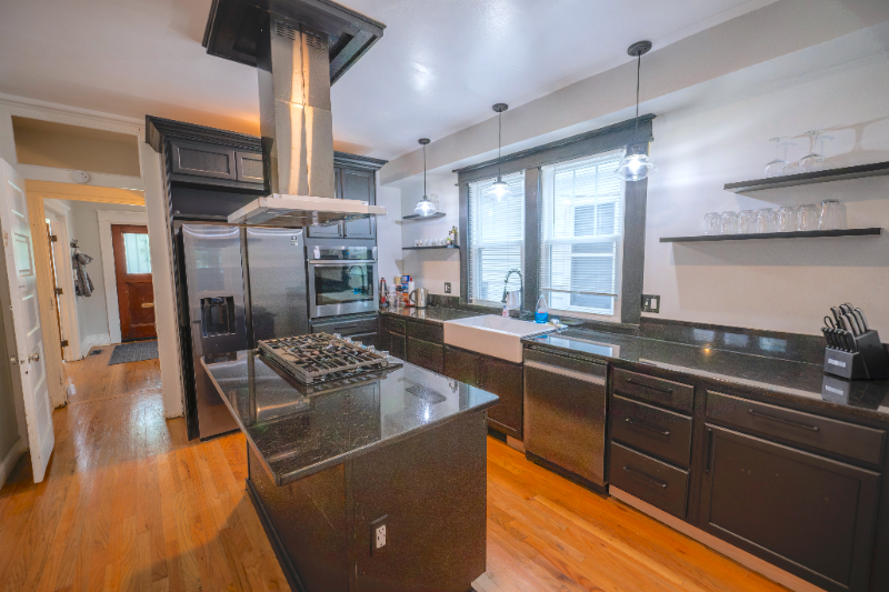 1731 Parker Street - Photo 2 of 20