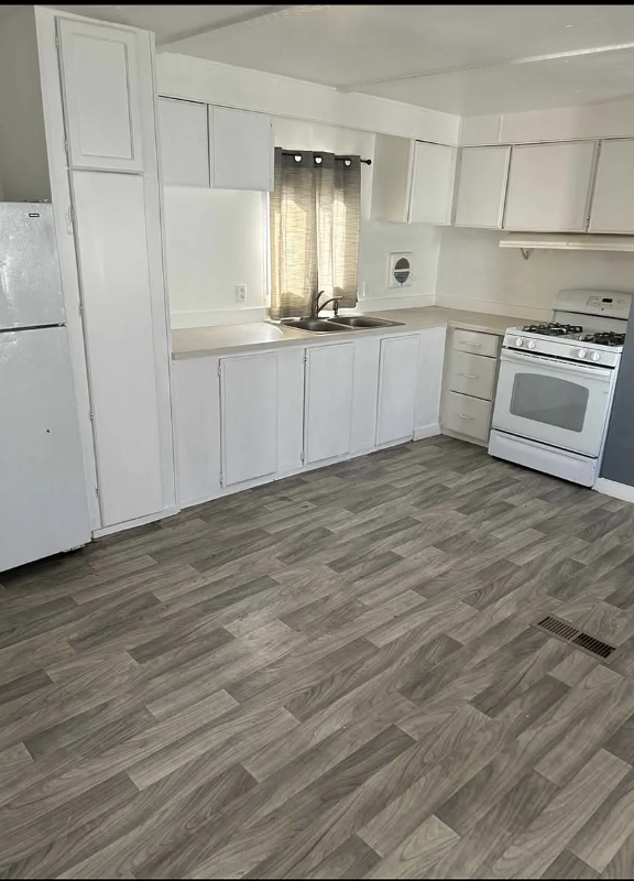 15770 East Colfax Avenue #27