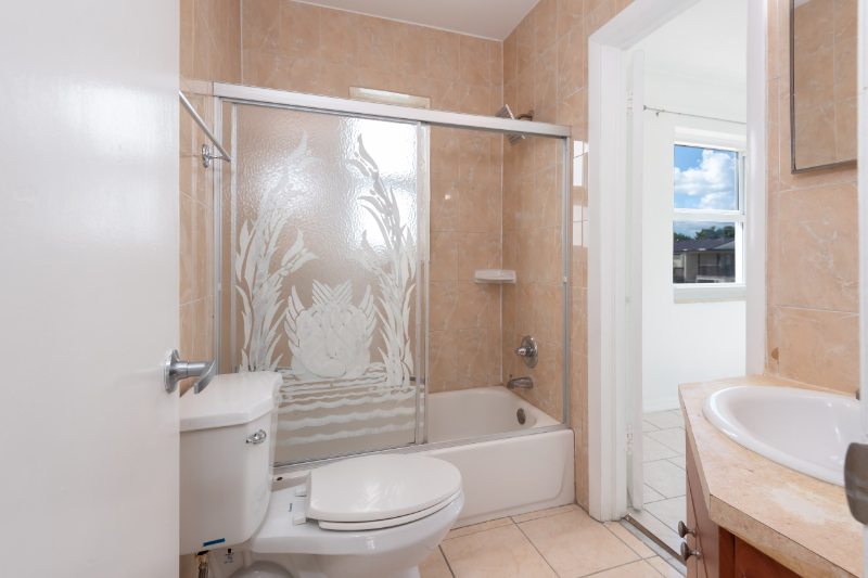 143 Northwest 43rd Place #143 - Photo 5 of 7