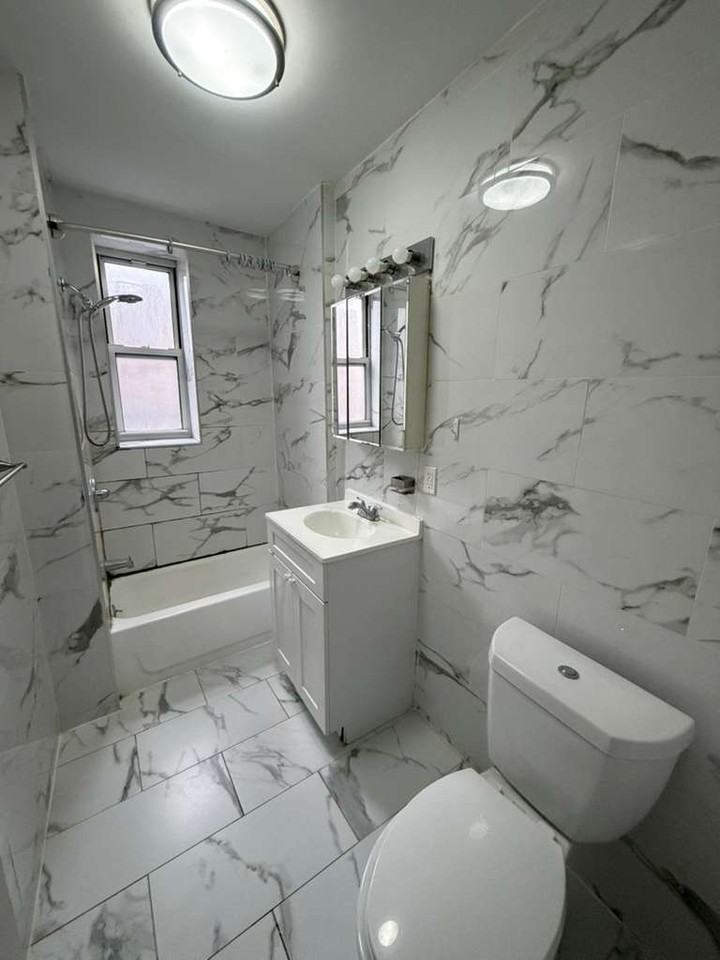 58 Van Reypen Street #406 - Photo 4 of 7