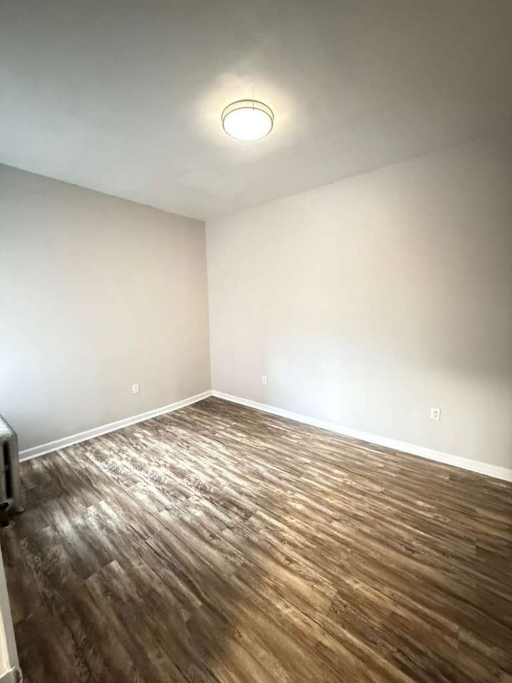 58 Van Reypen Street #406 - Photo 7 of 7