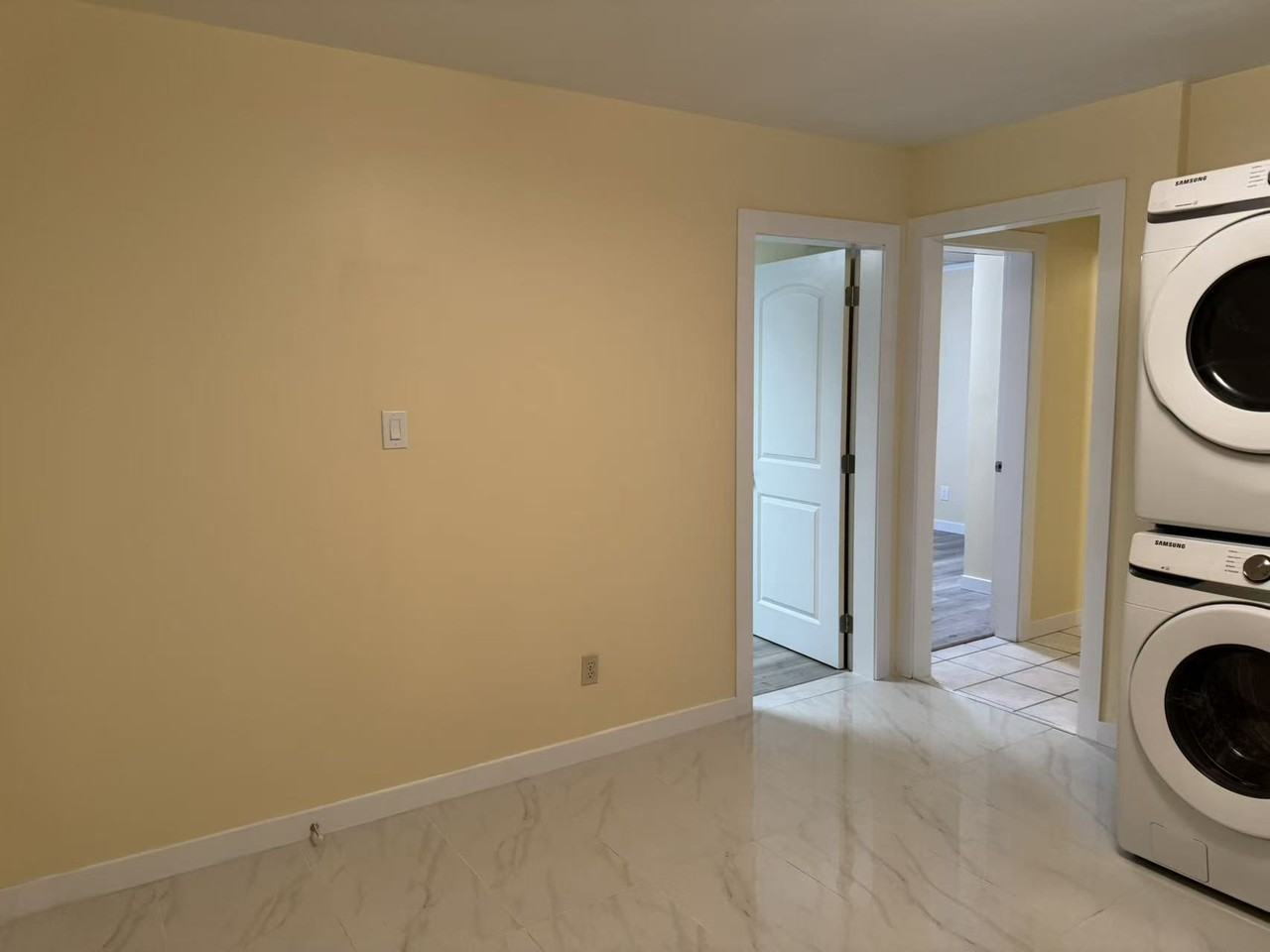 10580 Hollymount Drive - Photo 4 of 13