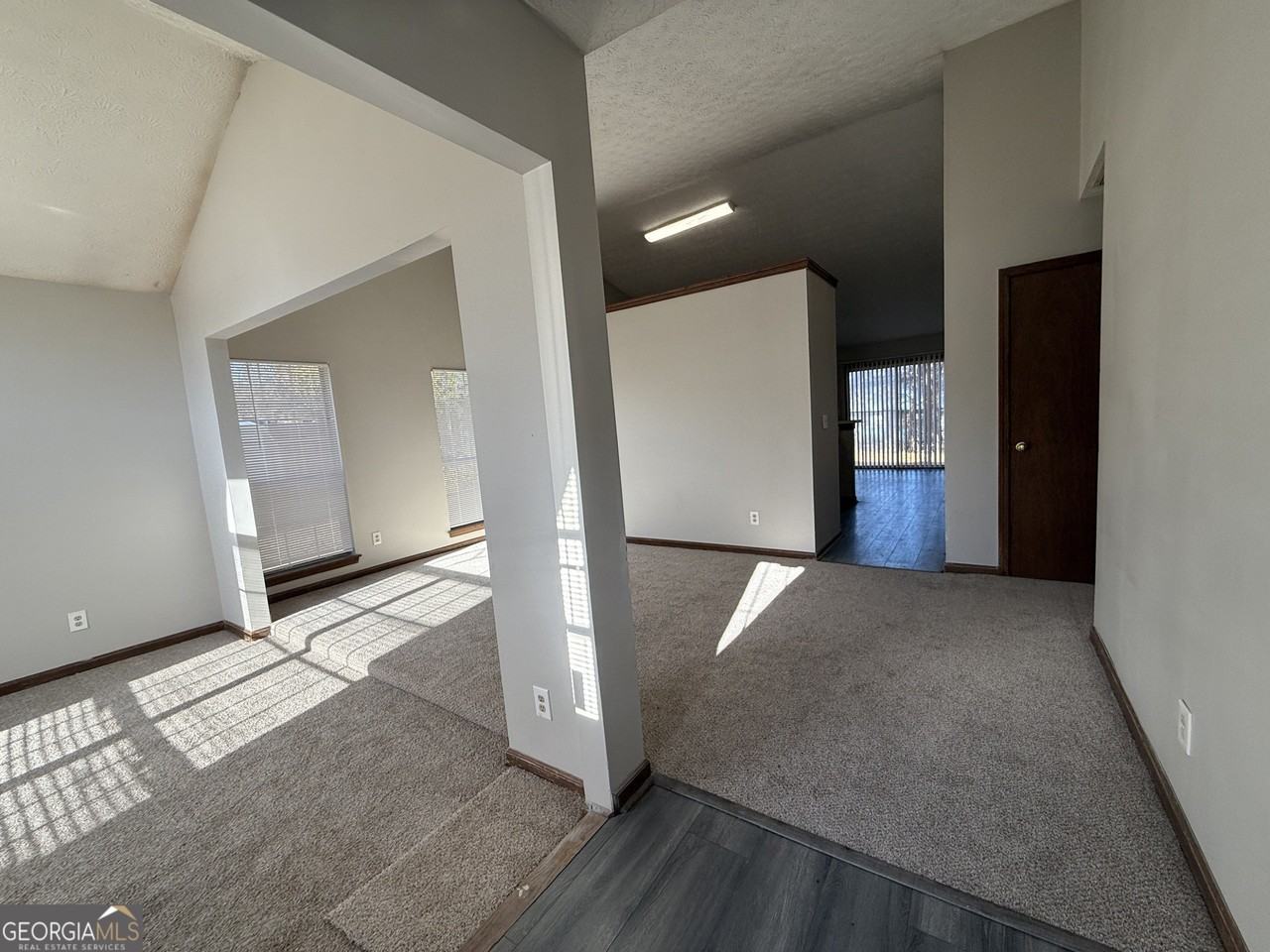 235 Whirlwind Ct - Photo 4 of 34